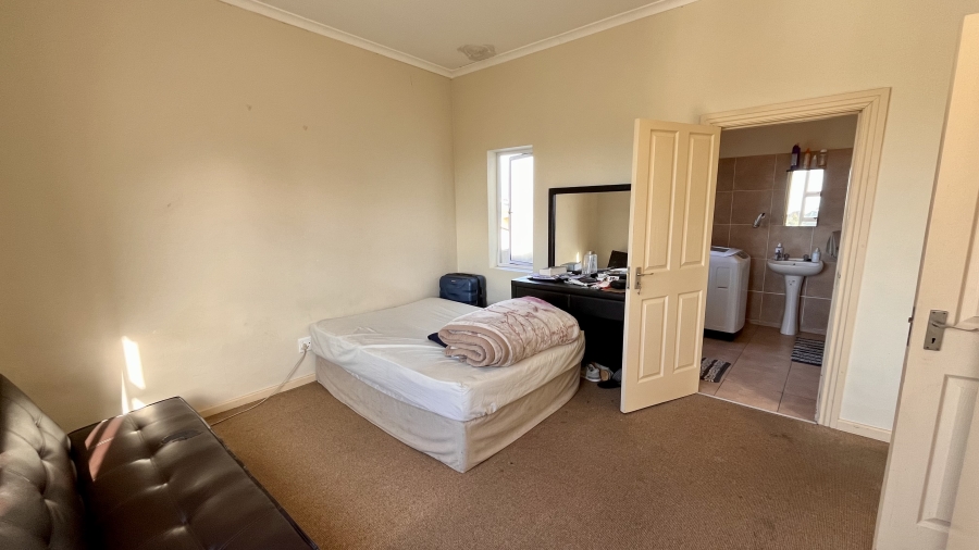 To Let 2 Bedroom Property for Rent in Richmond Hill Eastern Cape